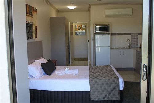 Emerald Executive Apartments Экстерьер фото